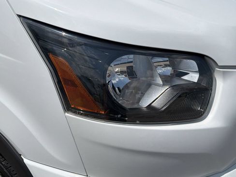 Used 2024 Ford Transit 350 XLT RWD image 11