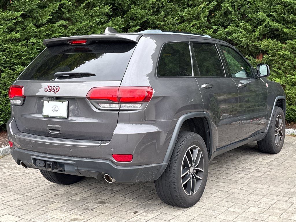 Used 2018 Jeep Grand Cherokee Trailhawk AWD/4WD image 5