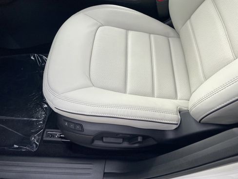 New 2025 MAZDA CX-5 AWD 2.5 S w/ Preferred Package image 13