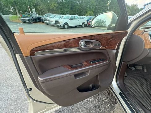 Used 2013 Buick Enclave Leather w/ LPO, Cargo Convenience Pkg FWD image 17