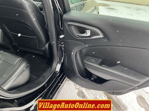 Used 2015 Chrysler 200 C w/ Navigation & Sound Group I image 21
