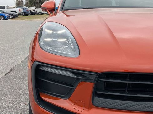 Used 2023 Porsche Macan AWD/4WD image 9