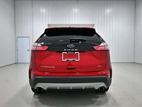 Used 2022 Ford Edge Titanium AWD/4WD image 29