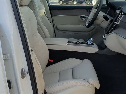 New 2026 Volvo XC90 B6 Ultra w/ Protection Package image 20