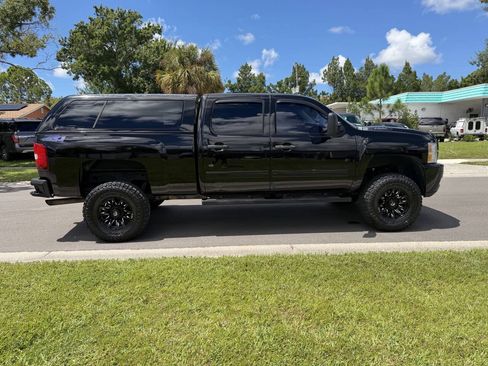 Used 2013 Chevrolet Silverado 2500 LT w/ Suspension Package, Off-Road AWD/4WD image 8