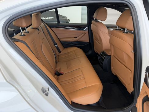 Used 2019 BMW 540i xDrive w/ Convenience Package image 40