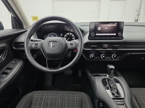 Used 2023 Honda HR-V LX image 16