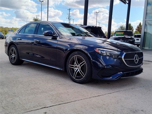 New 2026 Mercedes-Benz E 350 4MATIC Sedan image 15