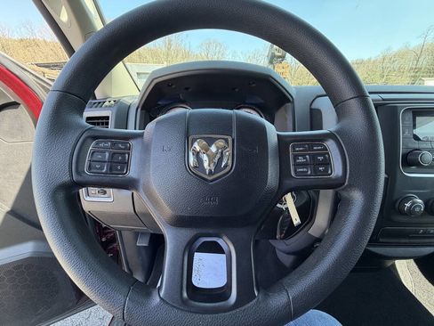 Used 2019 RAM 1500 Express image 21