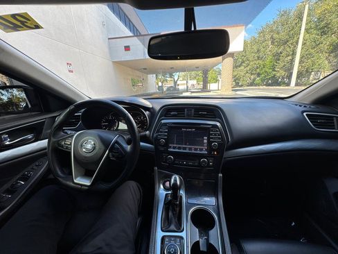 Used 2017 Nissan Maxima 3.5 SV FWD image 19