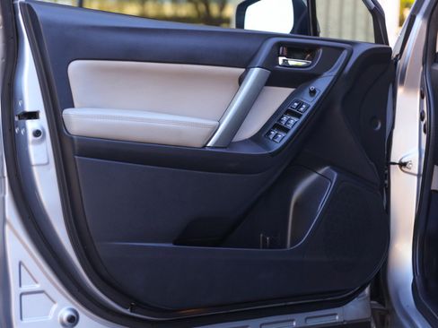 Used 2017 Subaru Forester 2.5i Limited w/ Popular Package #2 image 56