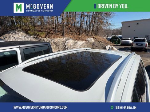 Used 2024 Volkswagen Atlas SEL Premium R-Line image 10