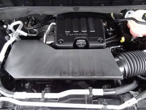 Used 2024 Chevrolet Silverado 1500 Custom image 30