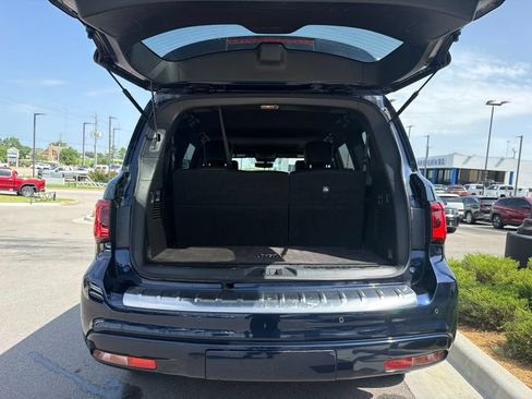 Used 2023 INFINITI QX80 Sensory w/ Cargo Package AWD/4WD image 14
