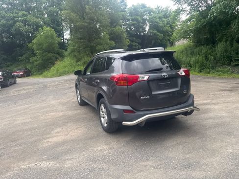 Used 2014 Toyota RAV4 XLE AWD/4WD image 10