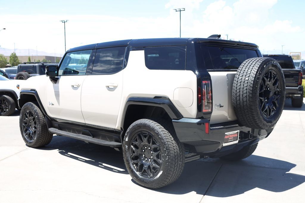 New 2026 GMC Hummer EV SUV AWD/4WD image 4