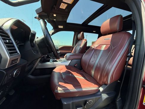 Used 2019 Ford F150 Platinum w/ Equipment Group 701A Luxury AWD/4WD image 21