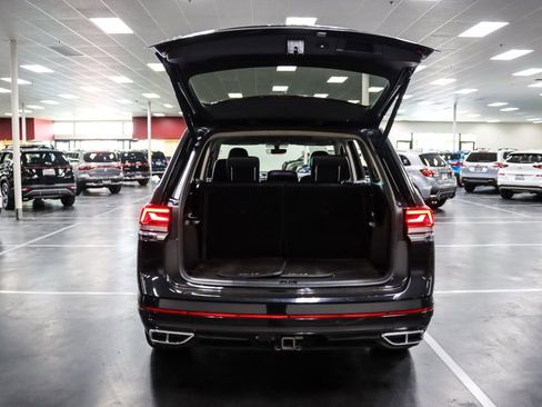 Used 2021 Volkswagen Atlas SE w/ Panoramic Sunroof Package FWD image 28