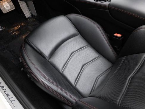 Used 2019 Maserati GranTurismo Sport image 36