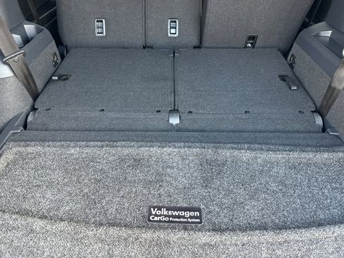 Used 2022 Volkswagen Tiguan S image 17