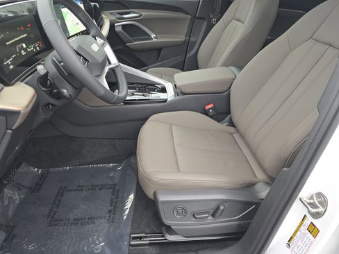 New 2025 Audi Q5 Premium image 20