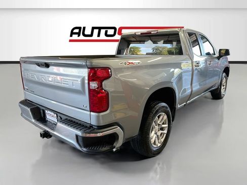 Used 2025 Chevrolet Silverado 1500 LT w/ LPO, Liner Protection Package AWD/4WD image 7