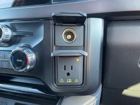 New 2026 Ford F250 Platinum w/ FX4 Off-Road Package image 33