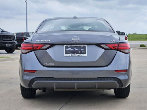 Used 2024 Nissan Sentra SV image 8