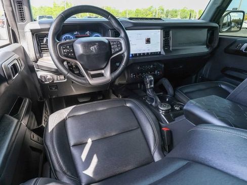 Used 2025 Ford Bronco Badlands AWD/4WD image 15