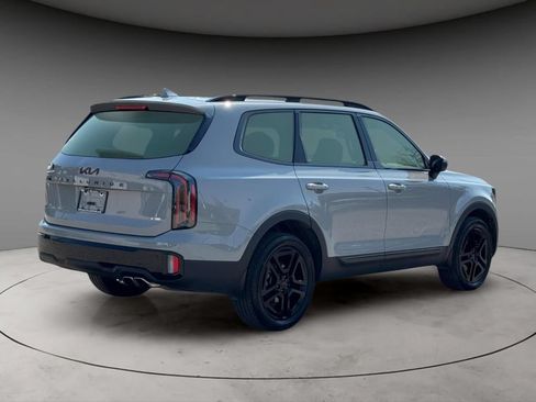 Used 2025 Kia Telluride EX X-Line AWD/4WD image 5