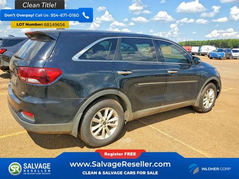 Used 2019 Kia Sorento FWD image 4