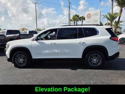 Used 2025 GMC Acadia Elevation FWD image 4