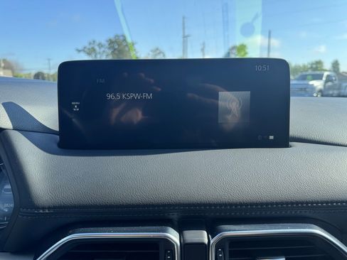 Used 2024 MAZDA CX-5 AWD 2.5 S w/ Select Package image 7