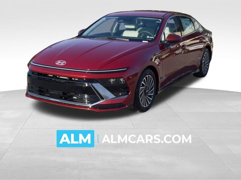 Used 2025 Hyundai Sonata SEL FWD image 1
