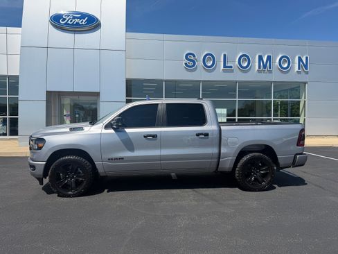 Used 2024 RAM 1500 Big Horn AWD/4WD image 8
