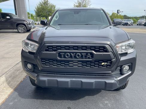 Used 2021 Toyota Tacoma SR5 image 2