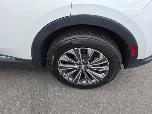 Used 2024 Buick Envision Preferred AWD/4WD image 7