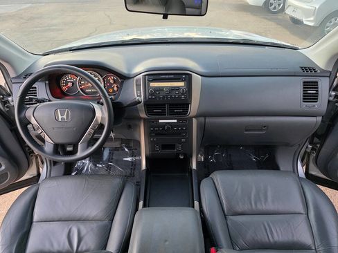 Used 2006 Honda Pilot EX-L image 32