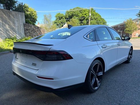 Used 2023 Honda Accord Sport image 6
