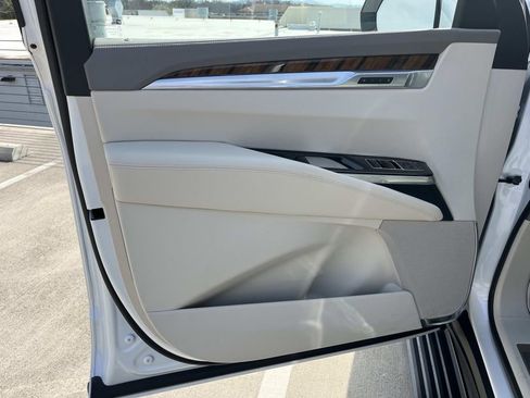 Certified 2025 Cadillac Escalade Sport Platinum image 26