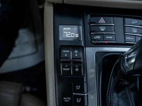 Used 2019 Porsche Macan Sport Edition image 34