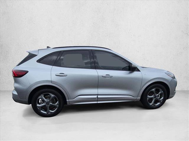 Used 2023 Ford Escape ST-Line FWD image 4