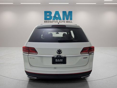 Used 2021 Volkswagen Atlas SE w/ Panoramic Sunroof Package image 35