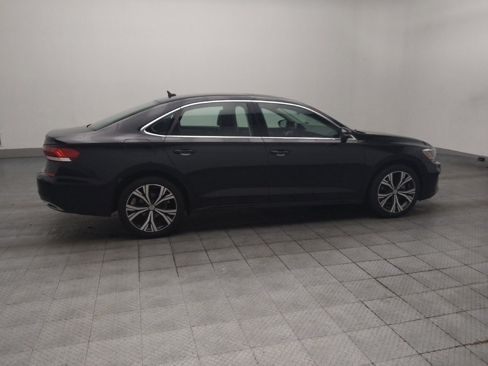 Used 2021 Volkswagen Passat 2.0T SE FWD image 10