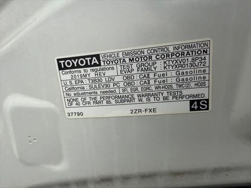 Certified 2019 Toyota Prius L Eco FWD image 34