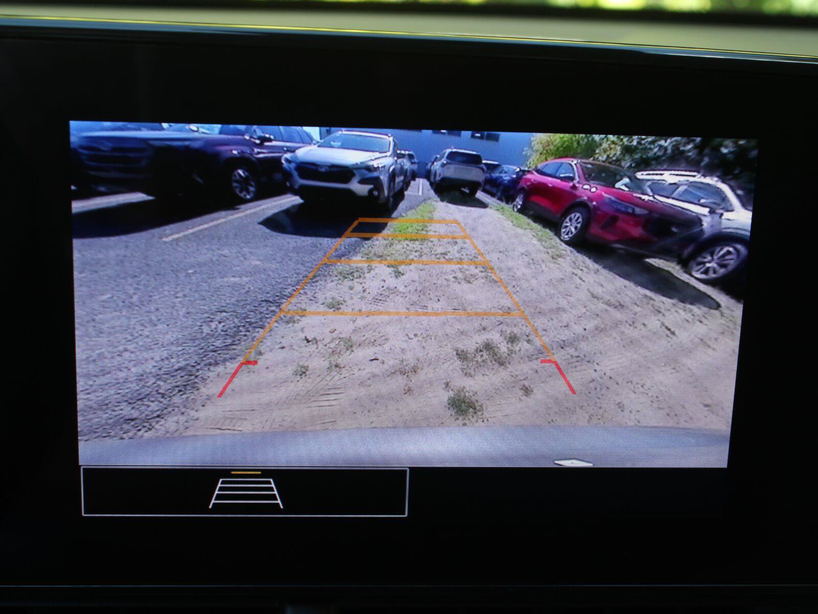 Used 2024 Chevrolet Trax RS w/ Driver Confidence Package FWD image 15