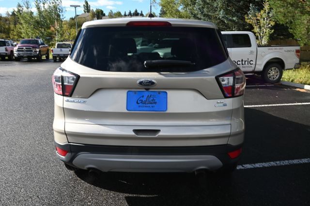 Used 2017 Ford Escape SE AWD/4WD image 4