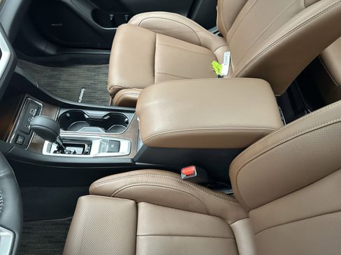 Certified 2025 Subaru Ascent Touring image 42