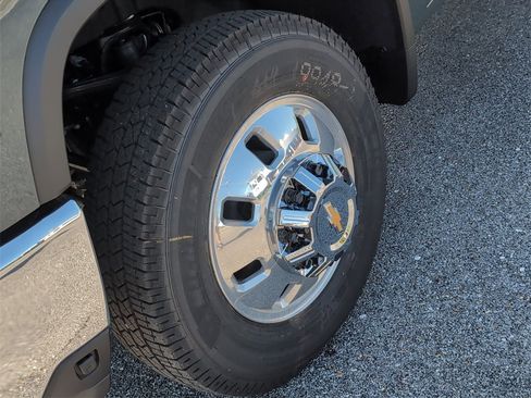 New 2026 Chevrolet Silverado 3500 LT image 31