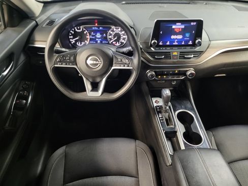 Used 2023 Nissan Altima 2.5 SV image 22